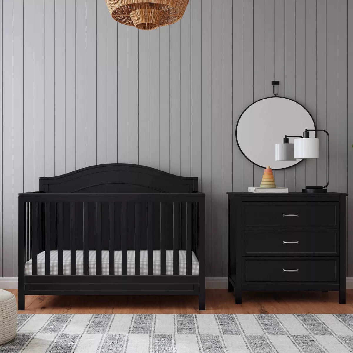 Davinci Charlie 4-In-1 Convertible Crib